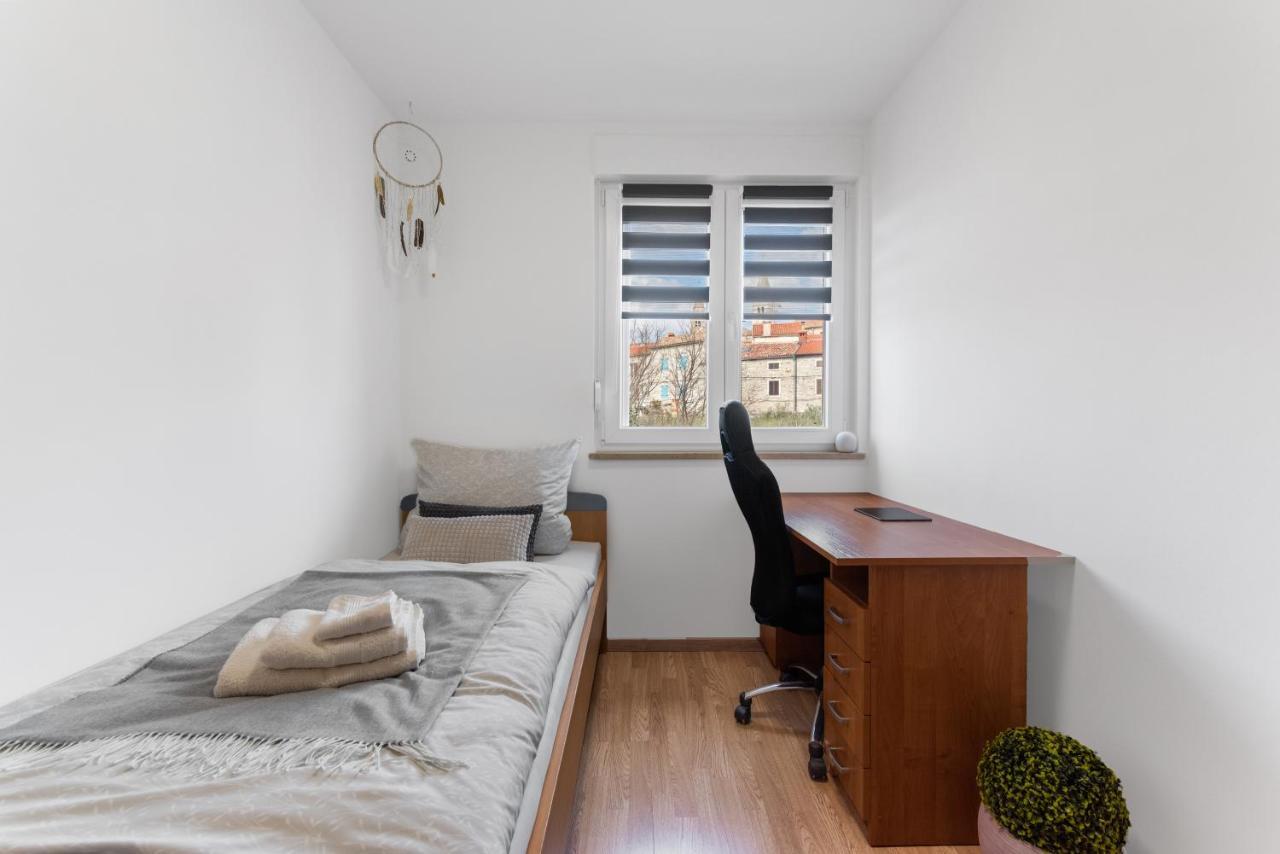 Apartment Mdm Buje Buitenkant foto